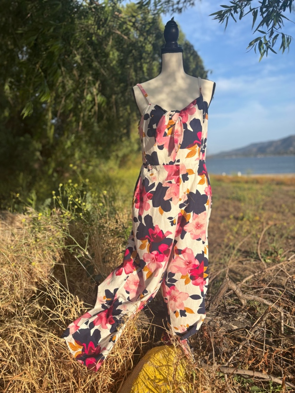 100% Linen Old Navy Floral Jumper